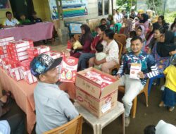 Cegah Stunting, Pemdes Sosokan Baru Bagikan Makanan Tambahan