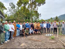 Persiapan Renovasi Masjid Nurul Huda Desa Tebat Monok, Pemerintah Desa Tebat Monok Bersama Kemenag melakukan Pengukuran Arah kiblat